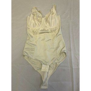 Maidenform 36D Lace Trim Built in Bra 1456 Ivory Bodysuit Shapewear Adjustable